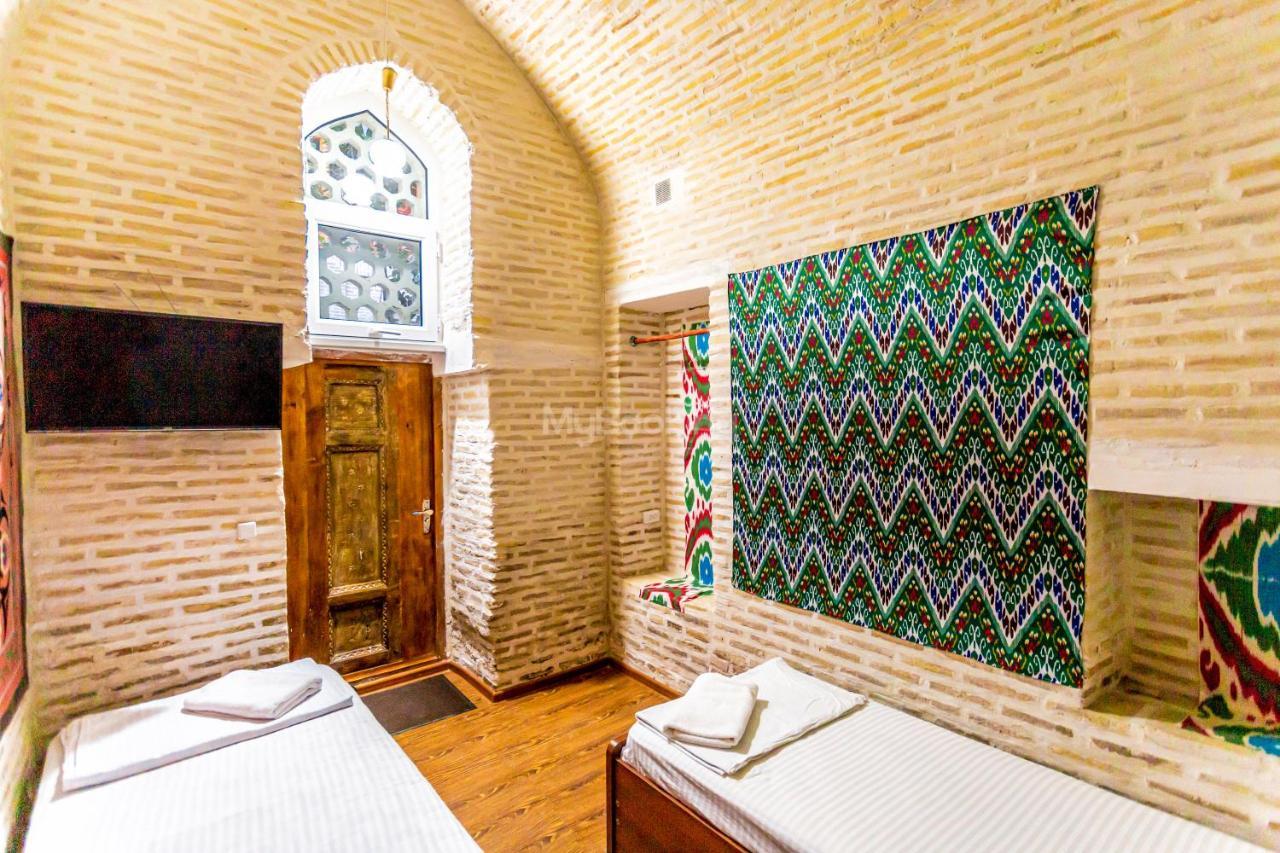 Okhun Madrasah15Th-16Th Century Hotel Buhara Kültér fotó