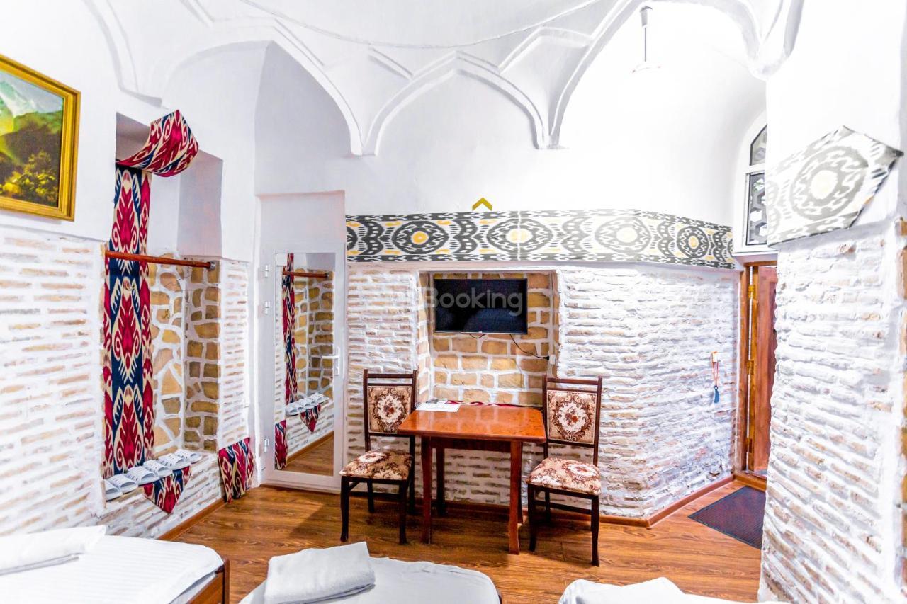 Okhun Madrasah15Th-16Th Century Hotel Buhara Kültér fotó
