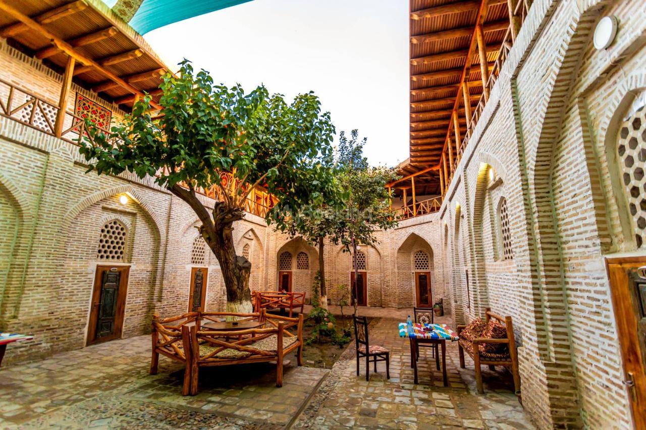 Okhun Madrasah15Th-16Th Century Hotel Buhara Kültér fotó